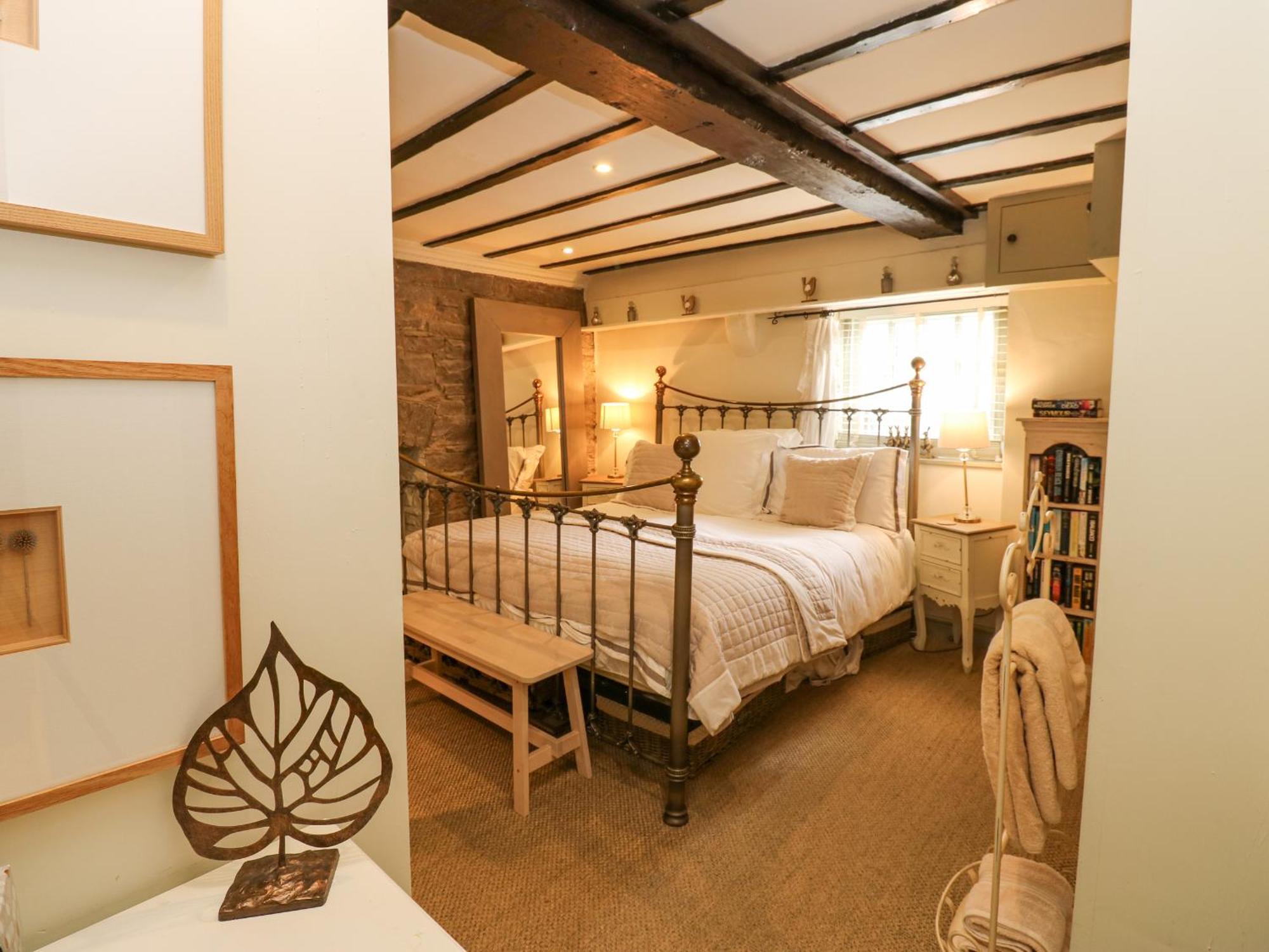 In & Out Cottage 米德尔赫姆 外观 照片